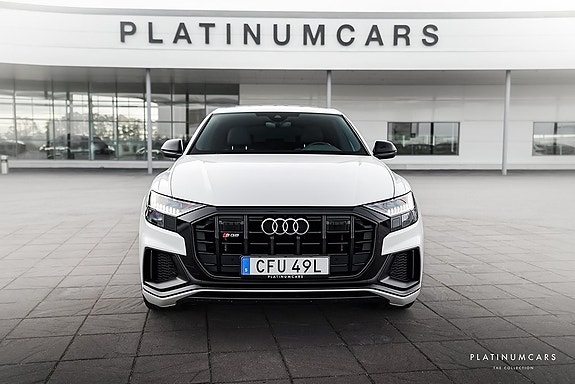 Audi SQ8 3 of 20