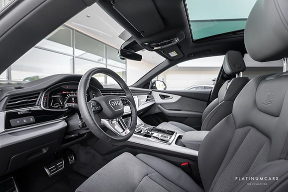 Audi SQ8 5 of 5