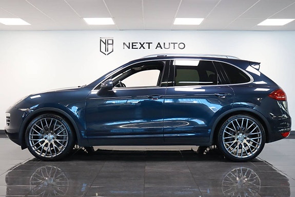 Porsche Cayenne 6 of 22