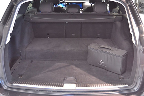 Mercedes-Benz E300 de 7 of 17