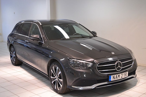 Mercedes-Benz E300 de 5 of 17