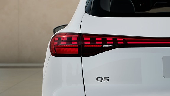Audi Q5 7 of 12