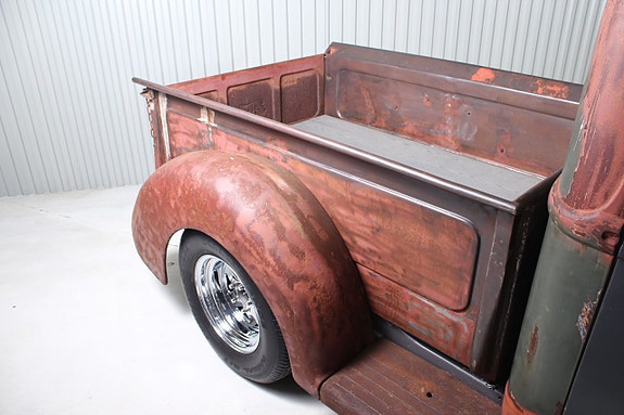 Ford Custom 11 of 26