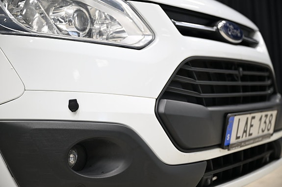 Ford Transit Custom 13 of 30