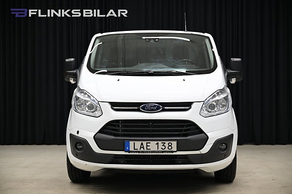 Ford Transit Custom 9 of 30