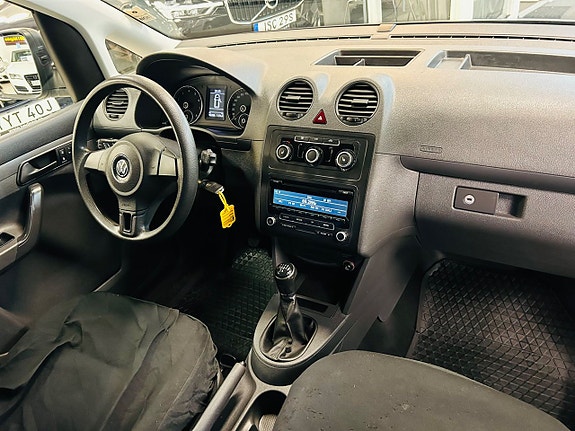 Volkswagen Caddy 9 of 9