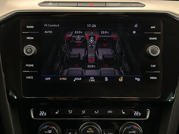 Volkswagen Passat Alltrack 21 of 24