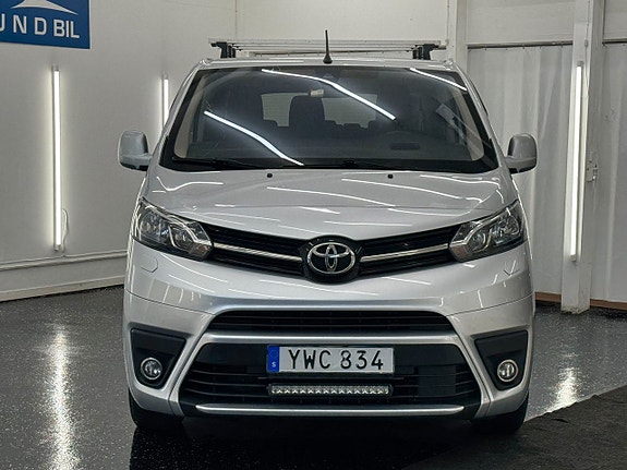 Toyota Proace Verso 2 of 5