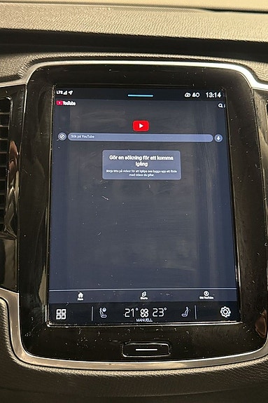 Volvo XC90 13 of 18