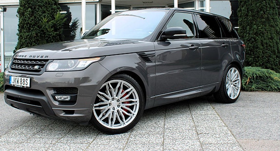Land Rover Range Rover Sport 3 of 5