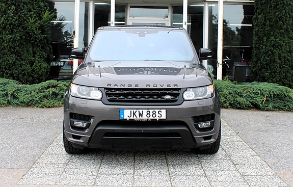 Land Rover Range Rover Sport 2 of 5