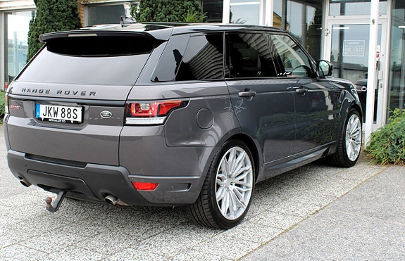 Land Rover Range Rover Sport 6 of 22