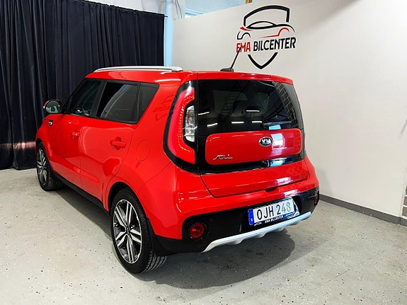 Kia Soul 7 of 28