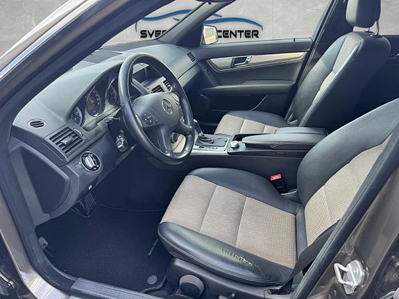 Mercedes-Benz C200 10 of 14