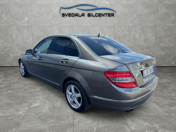 Mercedes-Benz C200 4 of 14