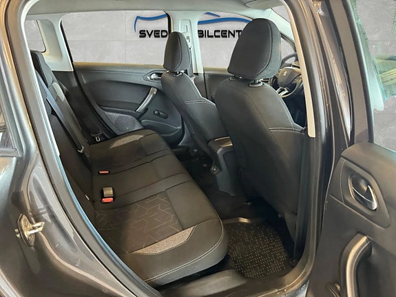 Peugeot 2008 10 of 12