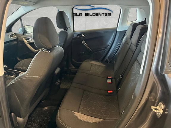 Peugeot 2008 11 of 12