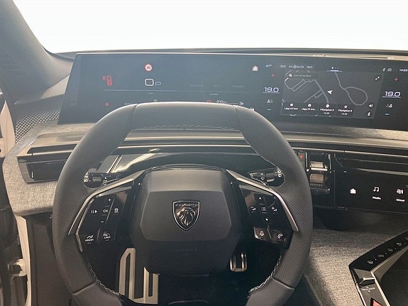 Peugeot 5008 8 of 16
