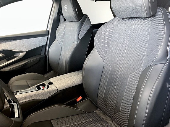 Peugeot 5008 6 of 16