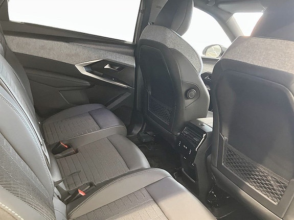 Peugeot 5008 15 of 16