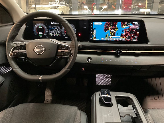 Nissan Ariya 18 of 21
