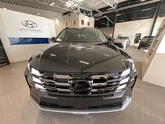 Hyundai Tucson 3 of 30