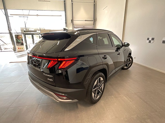 Hyundai Tucson 9 of 30