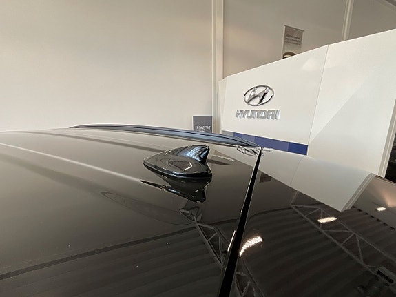 Hyundai Tucson 17 of 30