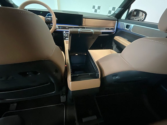 Hyundai Santa Fe 24 of 30