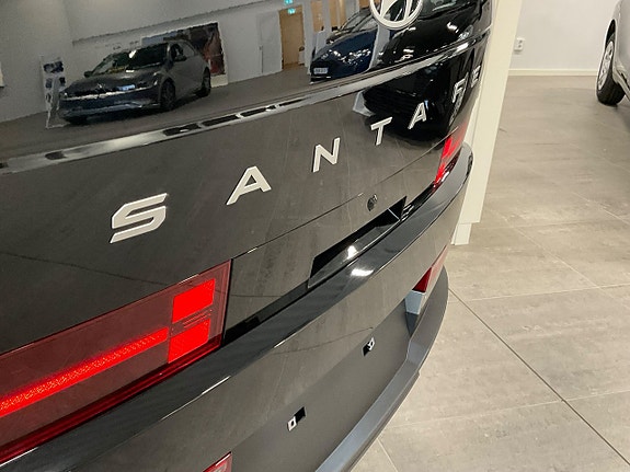 Hyundai Santa Fe 9 of 30
