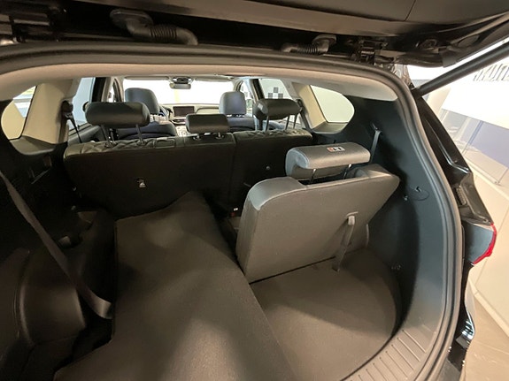 Hyundai Santa Fe 18 of 29
