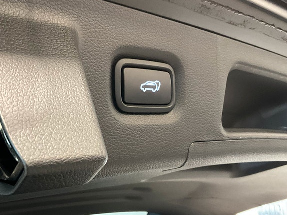 Hyundai Santa Fe 14 of 29