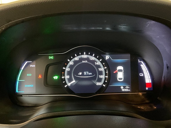 Hyundai IONIQ 11 of 18