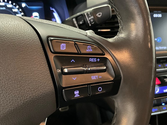 Hyundai IONIQ 15 of 18