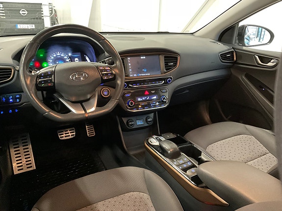 Hyundai IONIQ 7 of 18