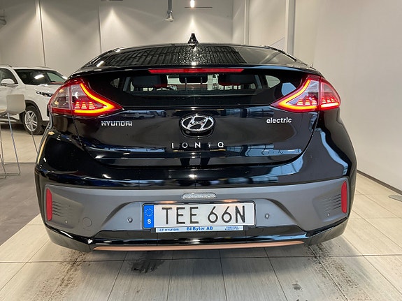 Hyundai IONIQ 5 of 18
