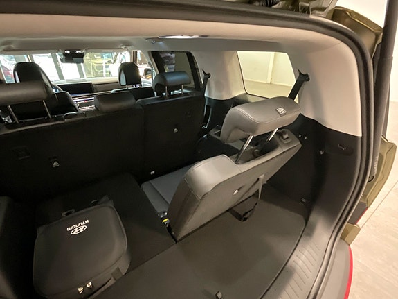 Hyundai Santa Fe 24 of 30