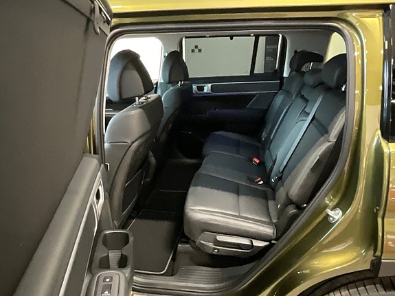 Hyundai Santa Fe 28 of 30