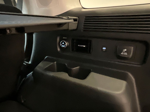Hyundai Santa Fe 25 of 30