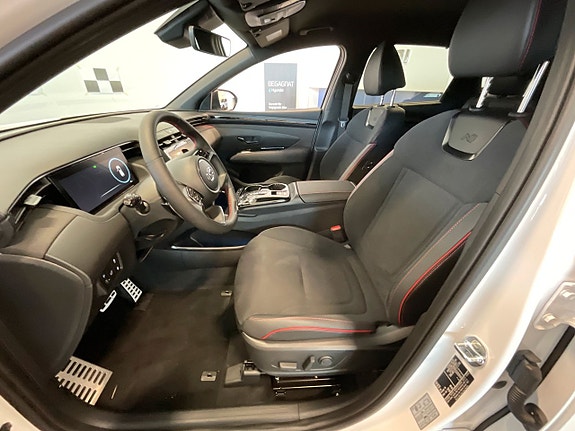 Hyundai Tucson 3 of 28