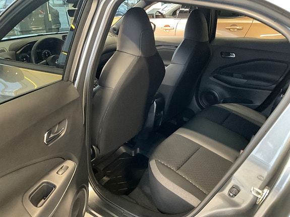 Nissan Juke 9 of 13
