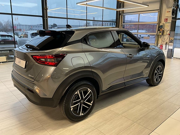 Nissan Juke 4 of 13