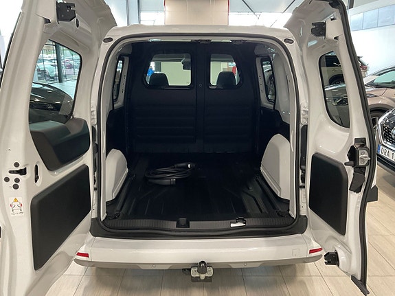 Nissan Townstar 4 of 5