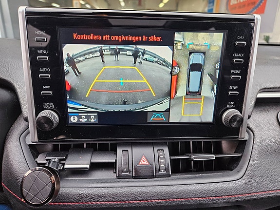 Toyota RAV4 19 of 19
