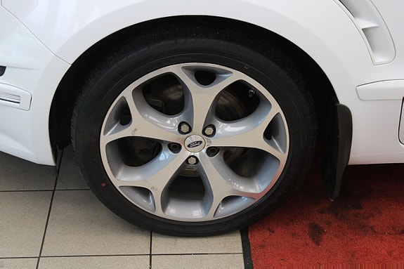 Ford S-MAX 23 of 27