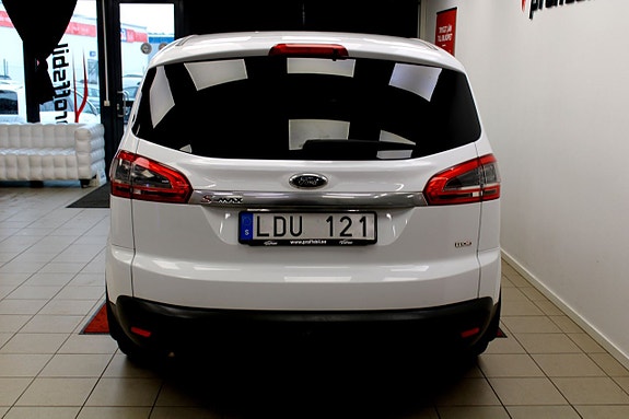 Ford S-MAX 7 of 27
