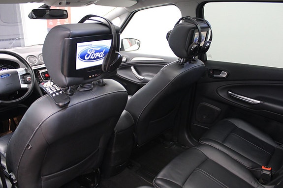 Ford S-MAX 12 of 27