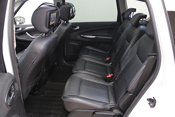 Ford S-MAX 18 of 27
