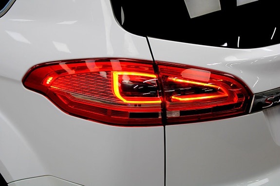 Ford S-MAX 24 of 27