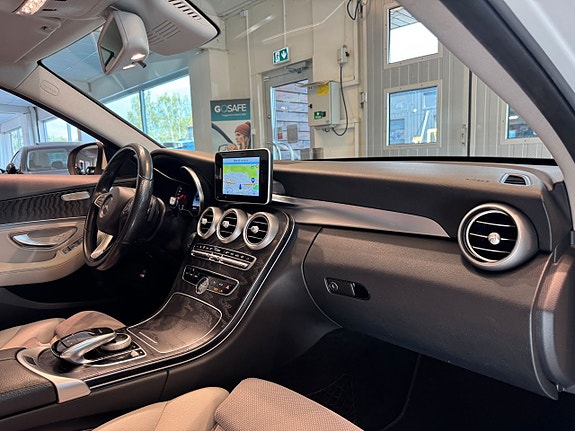Mercedes-Benz C250 d 9 of 25
